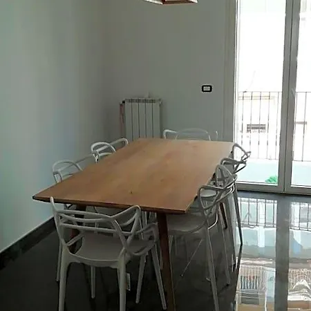 La Rosa Felice Couette-café Bari